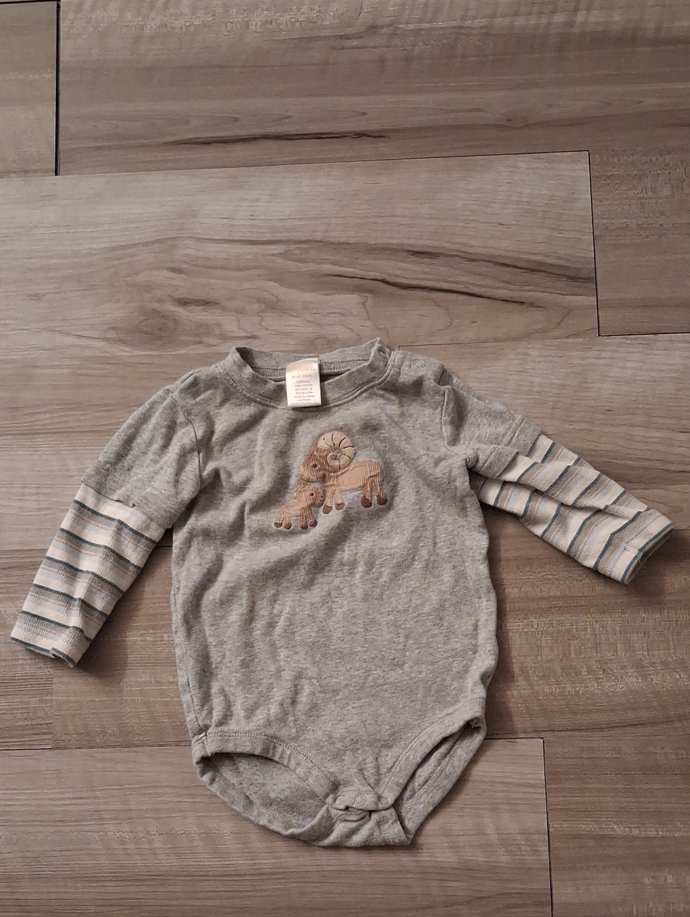 Gymboree Gray Long-Sleeve Bodysuit Vintage Ram Size 6-12 Months (N)